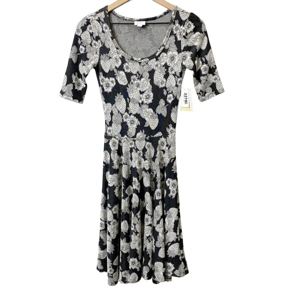 LuLaRoe Nicole Strawberry Print Women Dress SIZE XXS BRAND NEW WITH TAGS